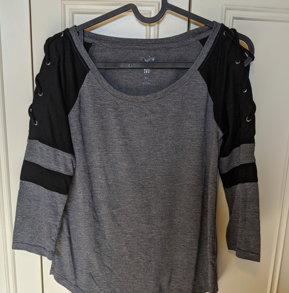 3/4 sleeved Sporty Tee with laced cold shoulder